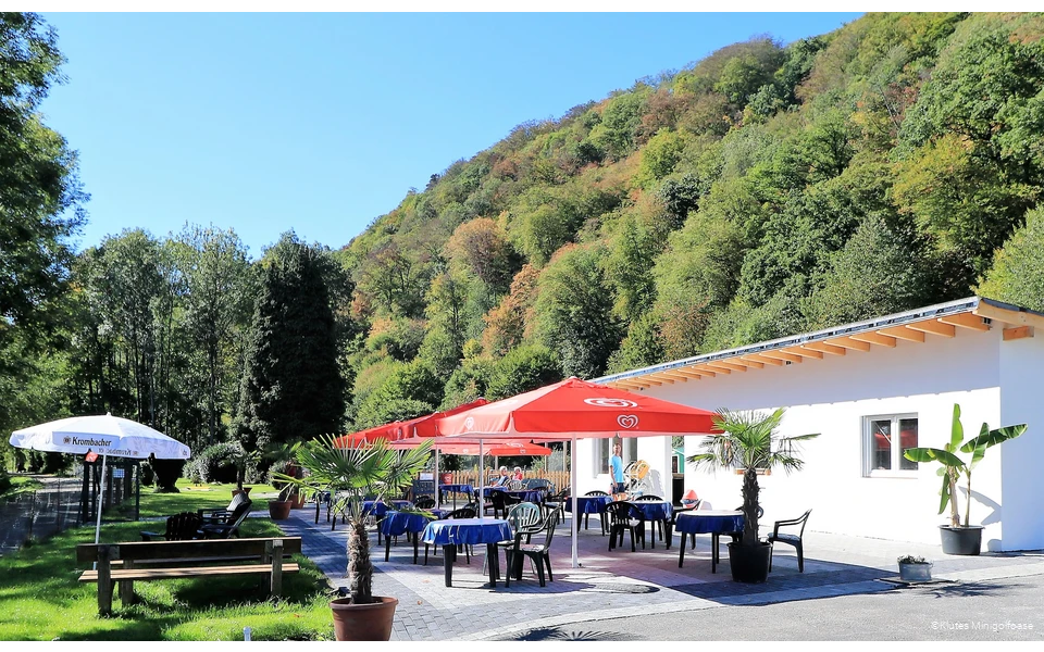 Außenansicht der Klutes Minigolfoase
