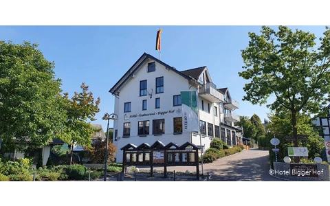 Außenansicht des Hotels Bigger Hof in Olsberg