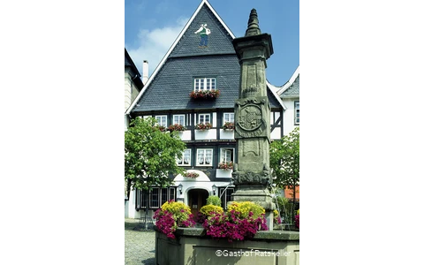 Außenansicht des Hotels Gasthof Ratskeller in Arnsberg