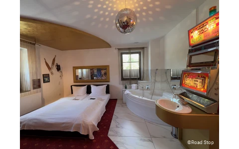 Themenzimmer "Las Vegas Suite" im Road Stop Dortmund