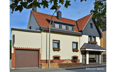 Außenansicht der Pension Becker in Arnsberg