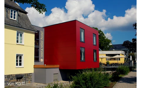 Au´ßenansicht des rest & relax Hotel von Korff in Meschede