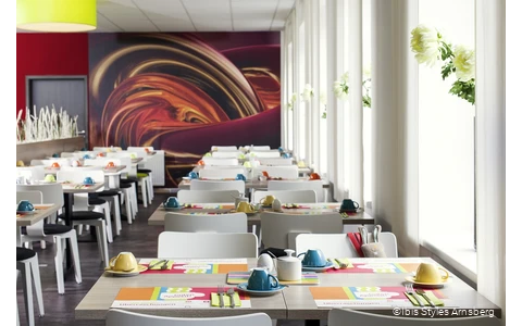 Frühstücksraum des Ibis Styles in Arnsberg