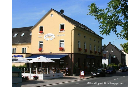 Außenansicht des Hotels Landhaus Knappmann in Essen
