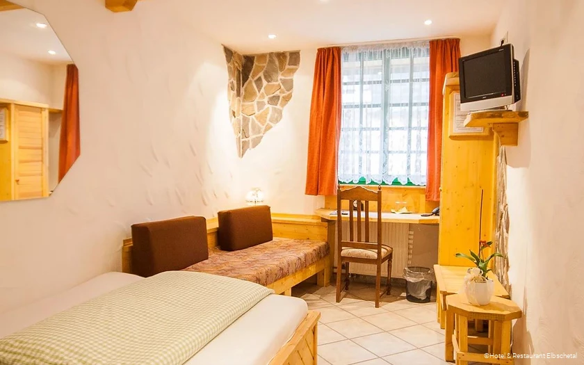 Einzelzimmer des Hotels Elbschetal in Wetter (Ruhr)
