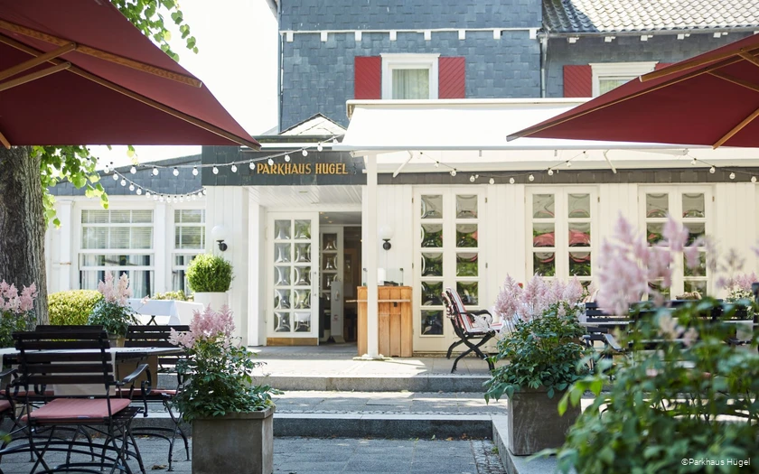 Außenansicht des Parkhaus Hügel in Essen