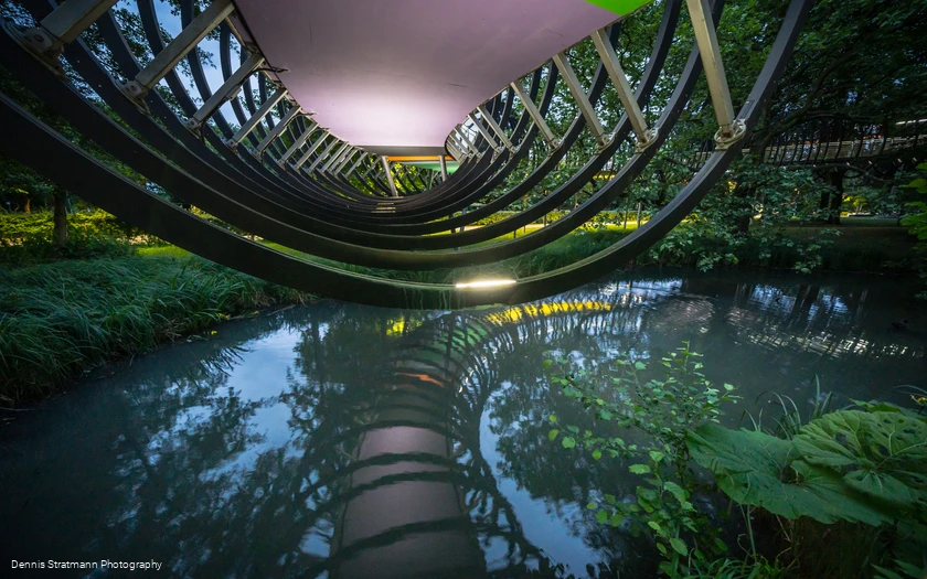 Slinky Springs To Fame, Oberhausen