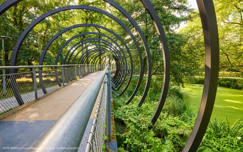 Slinky Springs to Fame, Oberhausen