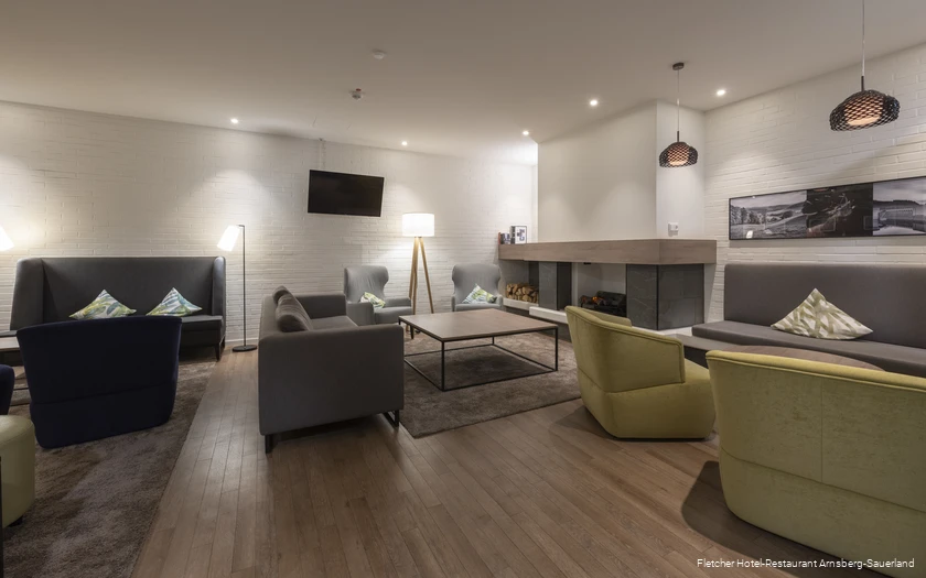 Arnsberg, Fletcher, Lobby