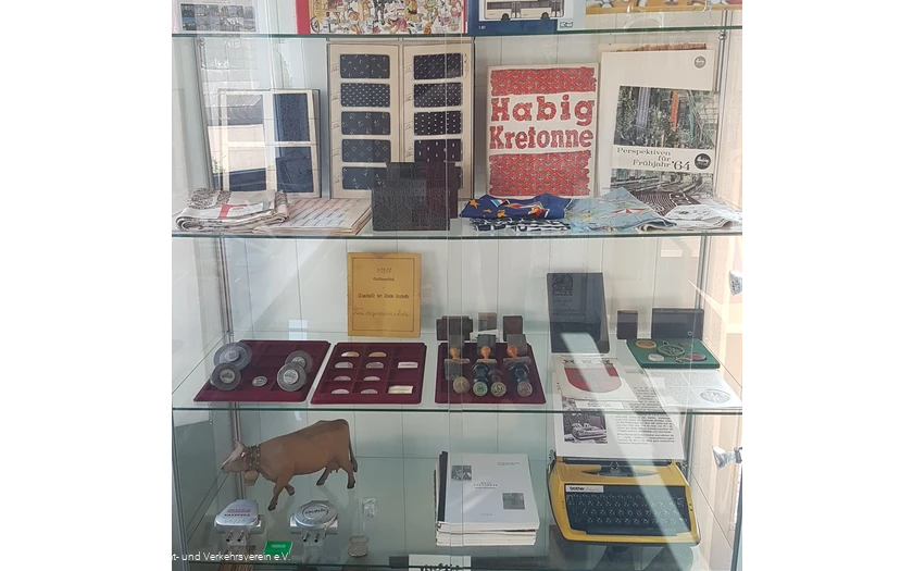 Herdecker HeimatPunkt - Ausstellungsregal