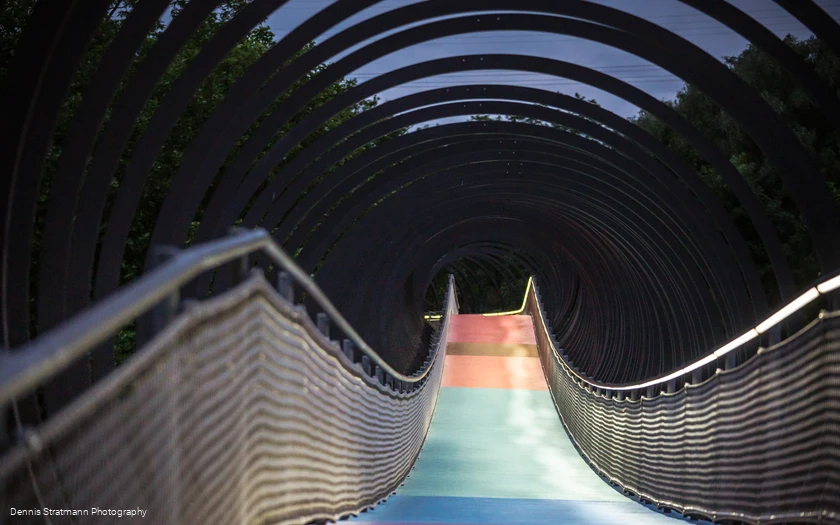 Slinky Springs to Fame, Oberhausen