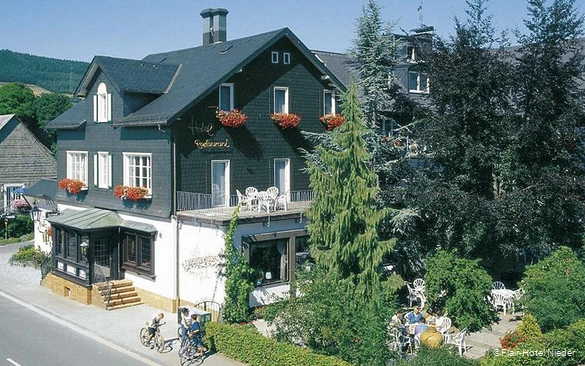 Außenansicht des Flair-Hotels Nieder