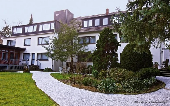 Außenansicht des Hotels Haus Kastanienhof in Mülheim an der Ruhr