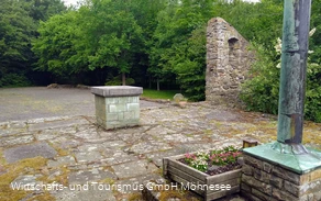 Klosterruine-Altar.jpg Klosterruine-Altar.jpg