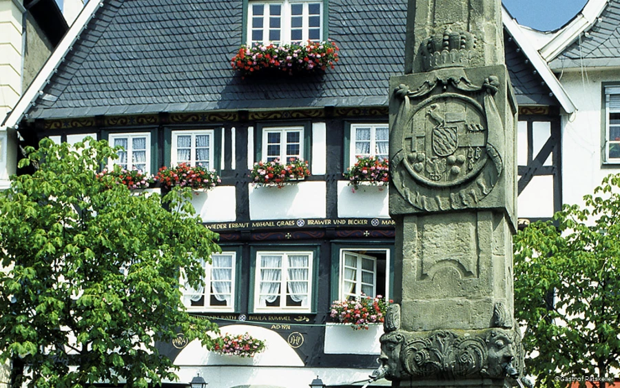 Außenansicht des Hotels Gasthof Ratskeller in Arnsberg