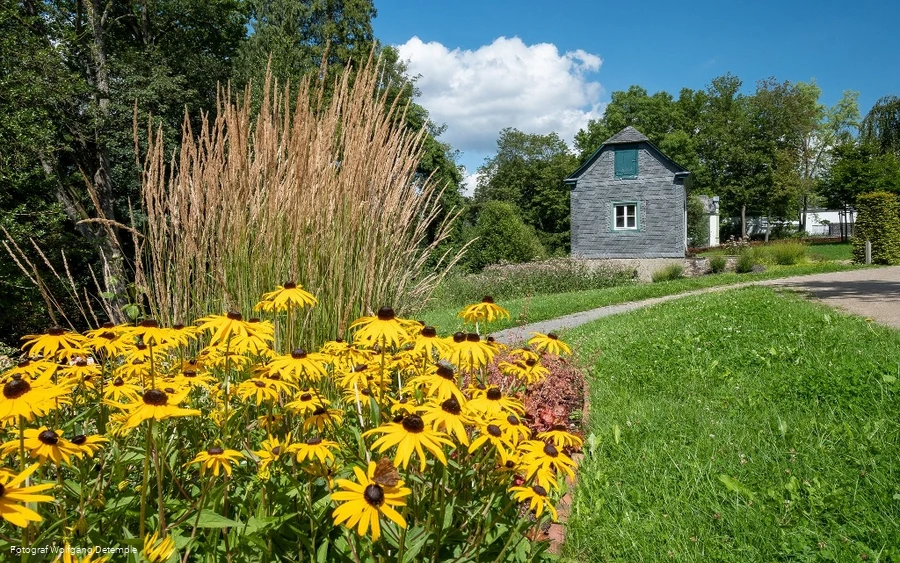 großes Gartenhäuschen