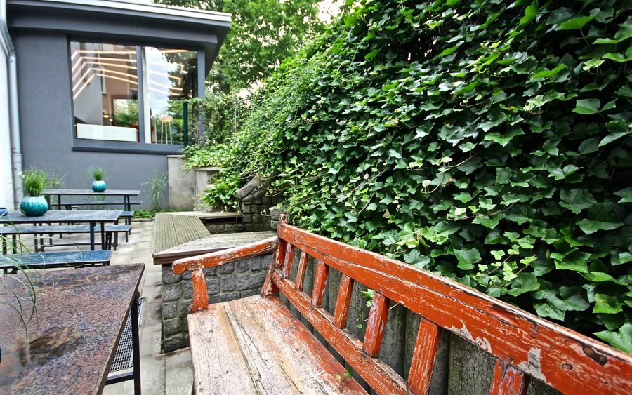 Essen_Hotel Maximilian_Terrasse.jpg