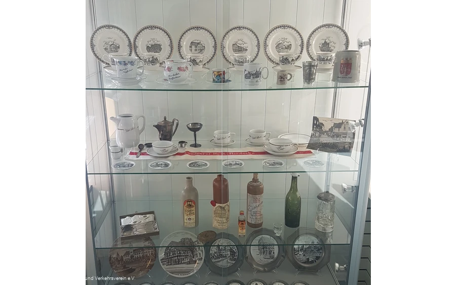 Herdecker HeimatPunkt - Ausstellungsregal Herdecker HeimatPunkt - Ausstellungsregal